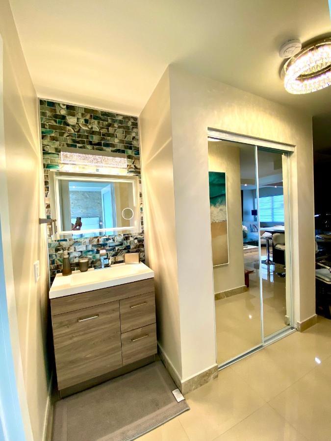 Premium Modern Waterfront With Miami Skyline View On The Bay 5 Mins Drive To Miami With Free Parking * Miami Beach